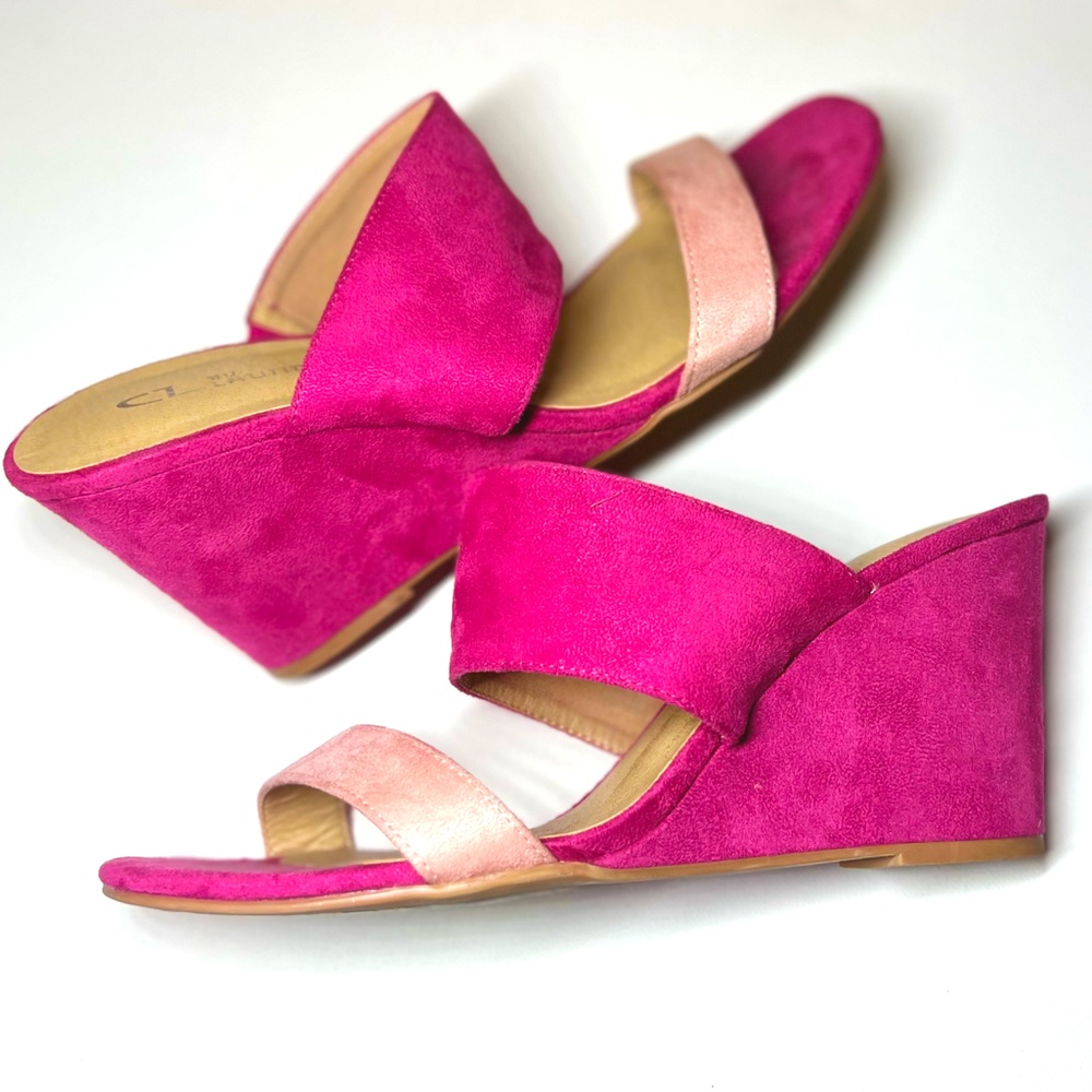Pink suede sandal wedge with double strap